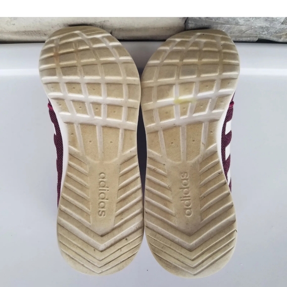 Adidas HWA 1Y3001 Womans red White Cloudfoam Running Shoe/ Sneaker Sz 9.5 LV Fem - Picture 9 of 10